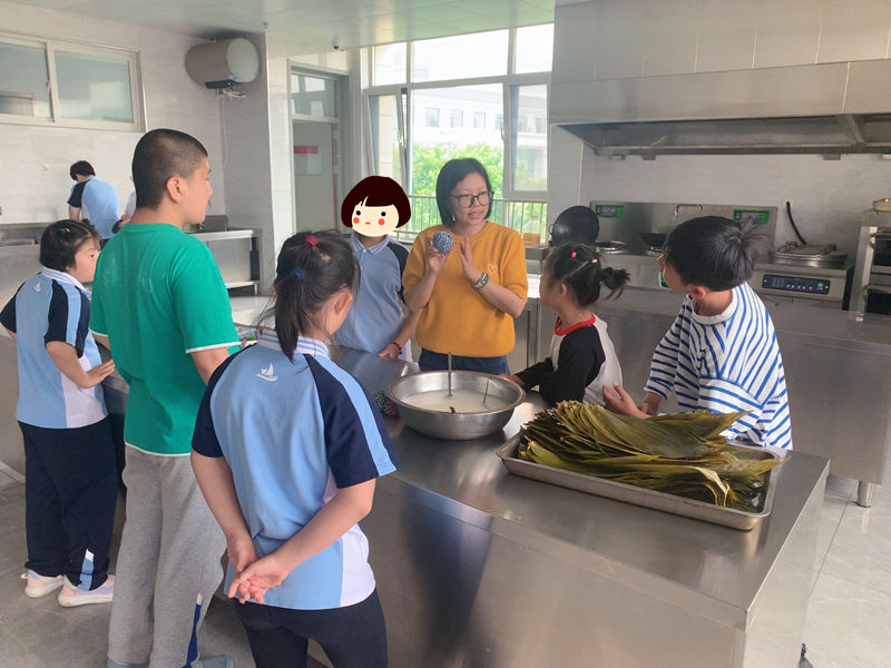 BKOI6018_副本.jpg BKOI6018_副本.jpg